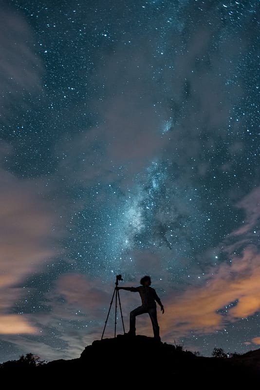 Fotógrafo con Vía Láctea